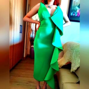 Lavish Alice gorgeous emerald dress with side ruffle scuba material.